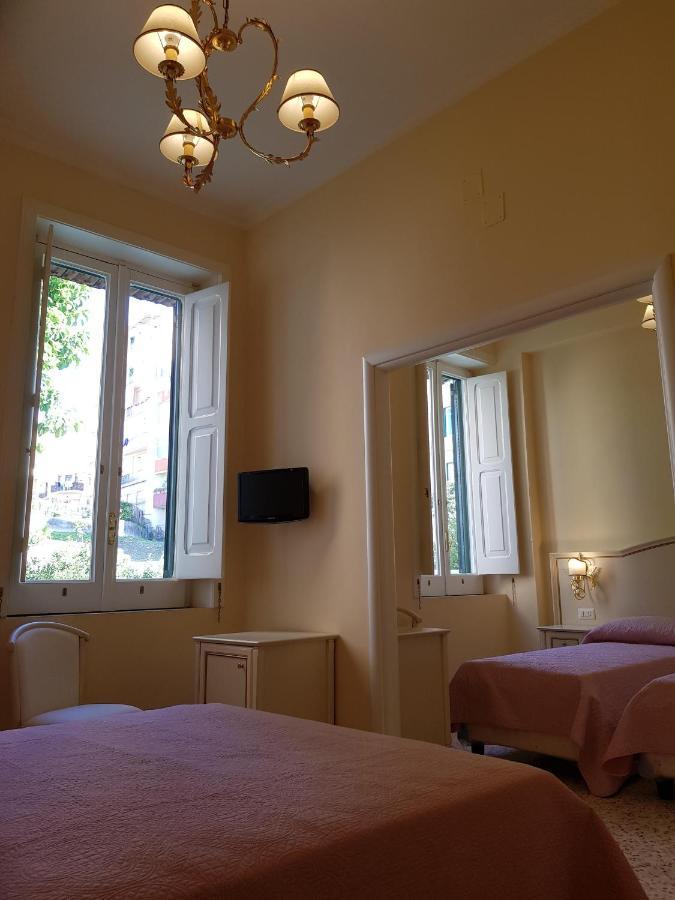 Albergo Santa Teresa Torre del Greco Eksteriør bilde